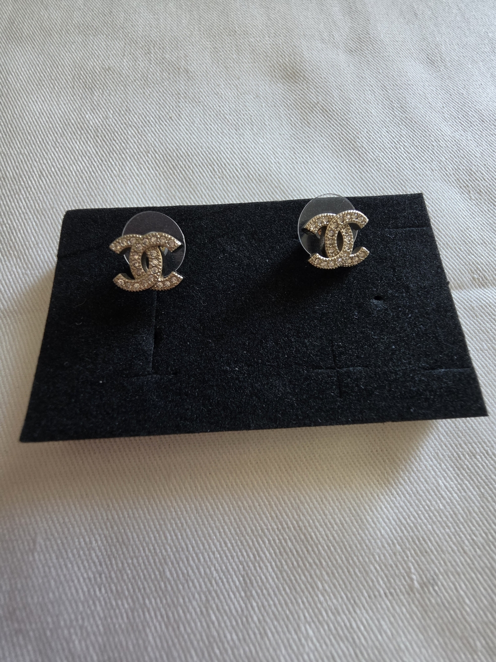 Pavé Interlocking Logo Stud Earrings in Silver